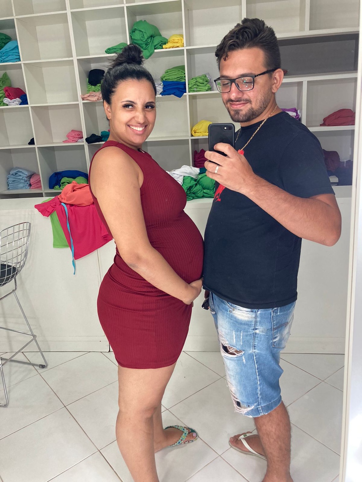 Jullyana e Guilherme no começo, no atacado
